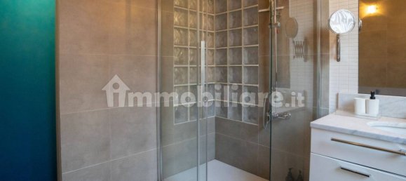 2 bedrooms Apartment in Milan, Italy No. 376904 8