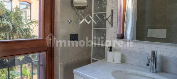 2 bedrooms Apartment in Milan, Italy No. 376904 16
