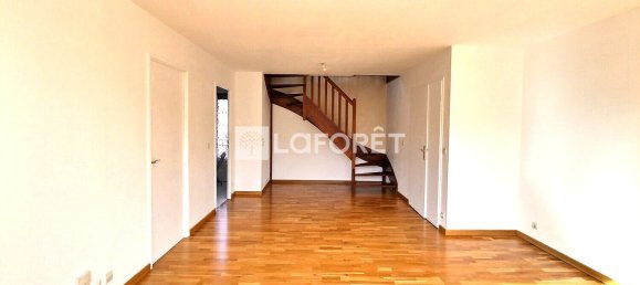 4 bedrooms Duplex in Villeneuve-la-Garenne, France No. 178749 3