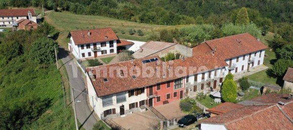 Villa de 9 dormitorios en San Damiano d'Asti, Italy No. 351290 2