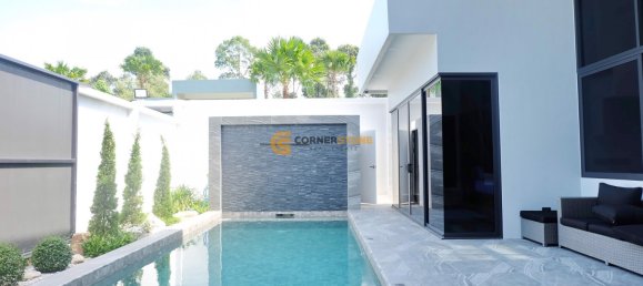 230m² Cafe / restaurant in Pattaya, Thailand No. 25758 2