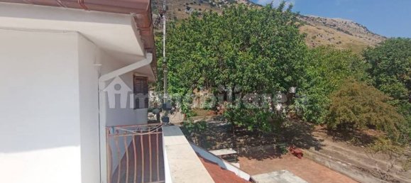 7 bedrooms Villa in Carini, Italy No. 45488 4