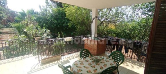 7 bedrooms Villa in Carini, Italy No. 45488 27