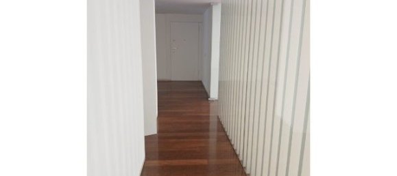 3 bedrooms Apartment in Porto, Portugal No. 132237 19