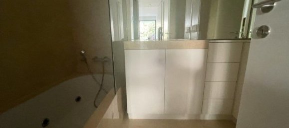 3 bedrooms Apartment in Porto, Portugal No. 132237 14