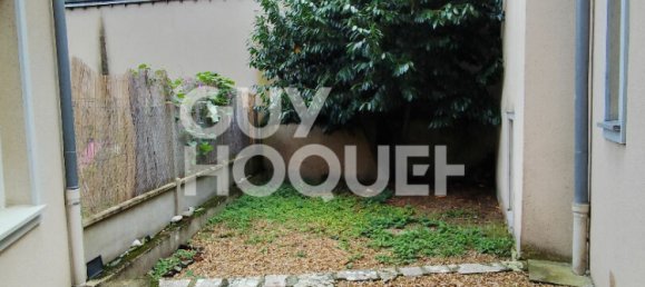 1 bedroom Apartment in Chartres, France No. 245043 9