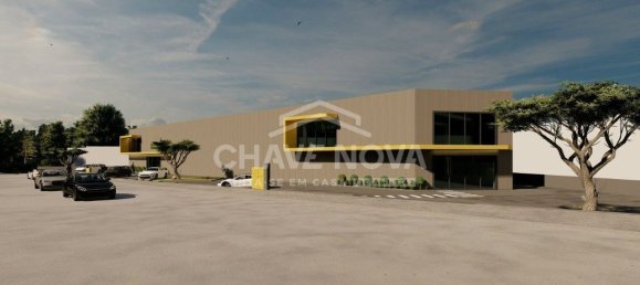 709m² Warehouse in Vila Nova de Gaia, Portugal No. 11404 3