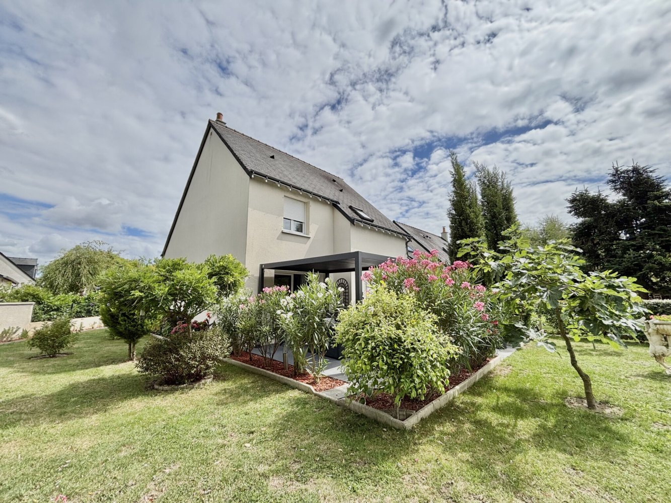 Casa T4 em La Riche, France N.º 307953