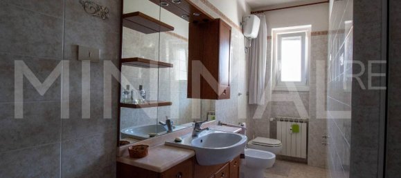 2 Schlafzimmer Wohnung in Trieste, Italy, Nr. 330598 16