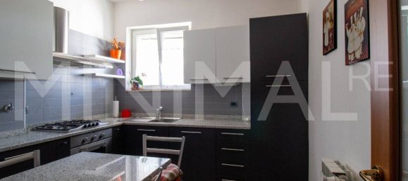 2 Schlafzimmer Wohnung in Trieste, Italy, Nr. 330598 21