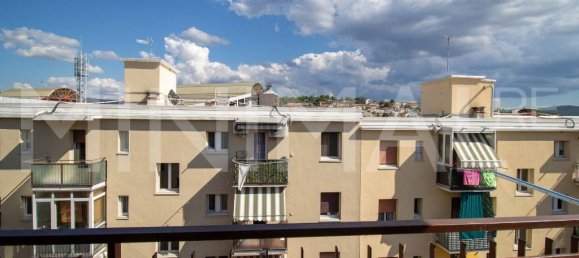 2 Schlafzimmer Wohnung in Trieste, Italy, Nr. 330598 9