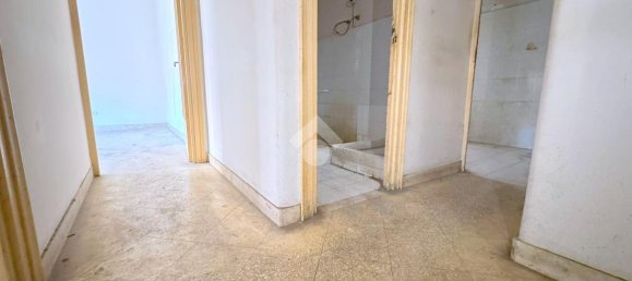 4 rooms Apartment in Palermo, Italy No. 15535 25