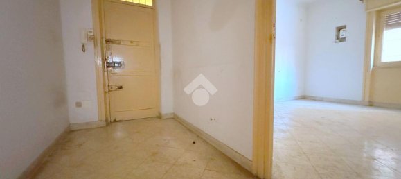 4 rooms Apartment in Palermo, Italy No. 15535 29