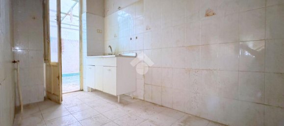 4 rooms Apartment in Palermo, Italy No. 15535 21