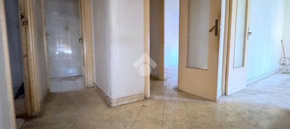4 rooms Apartment in Palermo, Italy No. 15535 28