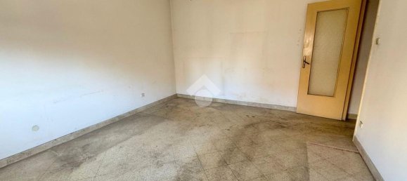 4 rooms Apartment in Palermo, Italy No. 15535 17