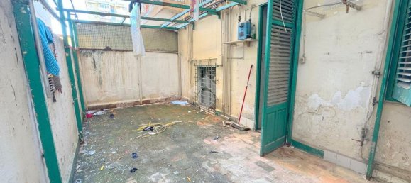 4 rooms Apartment in Palermo, Italy No. 15535 34