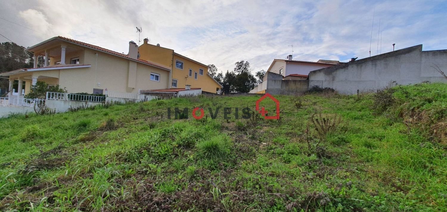 380m² Land in Abrantes, Portugal No. 332164