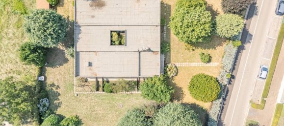 Villa de 5 dormitorios en Verano Brianza, Italy No. 296809 26