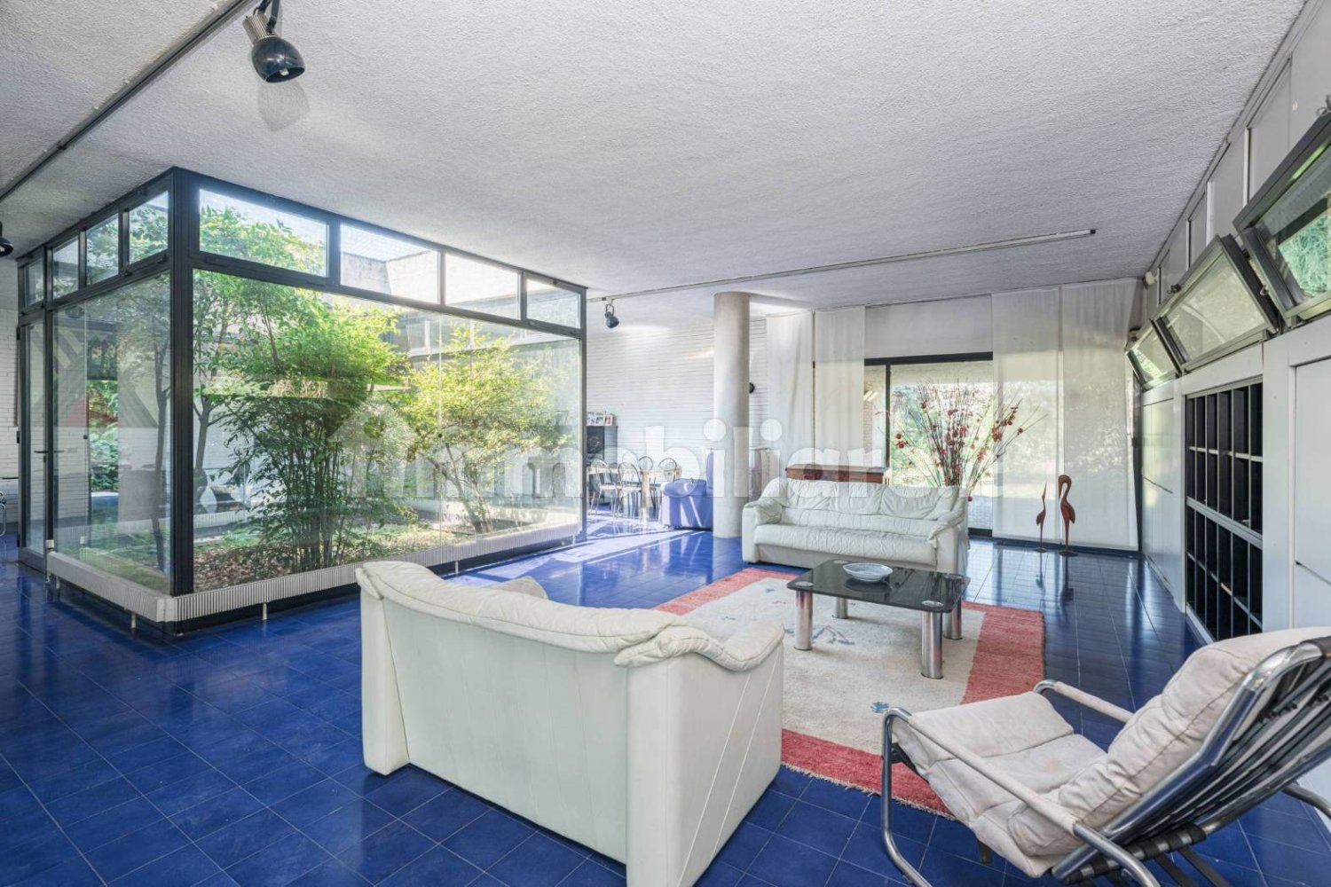 Villa de 5 dormitorios en Verano Brianza, Italy No. 296809