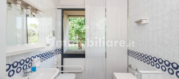 Villa de 5 dormitorios en Verano Brianza, Italy No. 296809 18