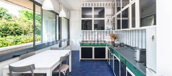 Villa de 5 dormitorios en Verano Brianza, Italy No. 296809 11