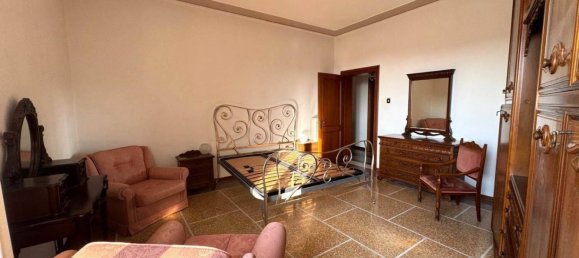 Квартира с 3 спальнями в Ливорно, Италия № 223188 25