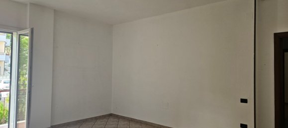 Apartamento de 5 dormitorios en Teramo, Italy No. 372270 6