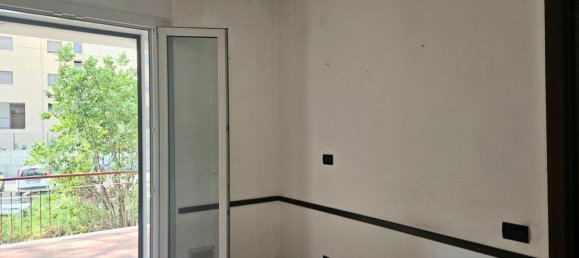 Apartamento de 5 dormitorios en Teramo, Italy No. 372270 10