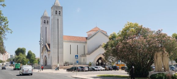 7 bedrooms Apartment in Lisbon, Portugal No. 213065 6