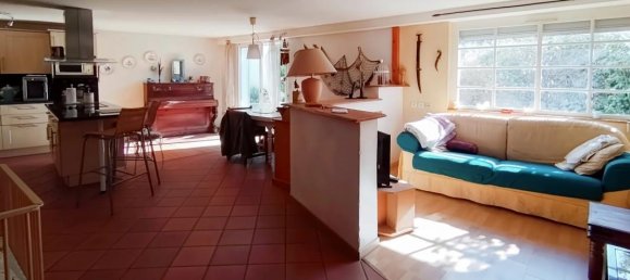 3 Schlafzimmer Haus in La Rochelle, France, Nr. 102247 2
