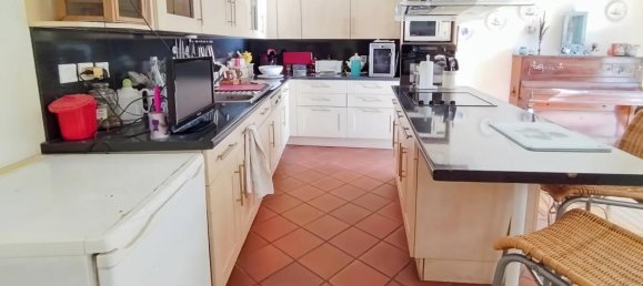 3 Schlafzimmer Haus in La Rochelle, France, Nr. 102247 8