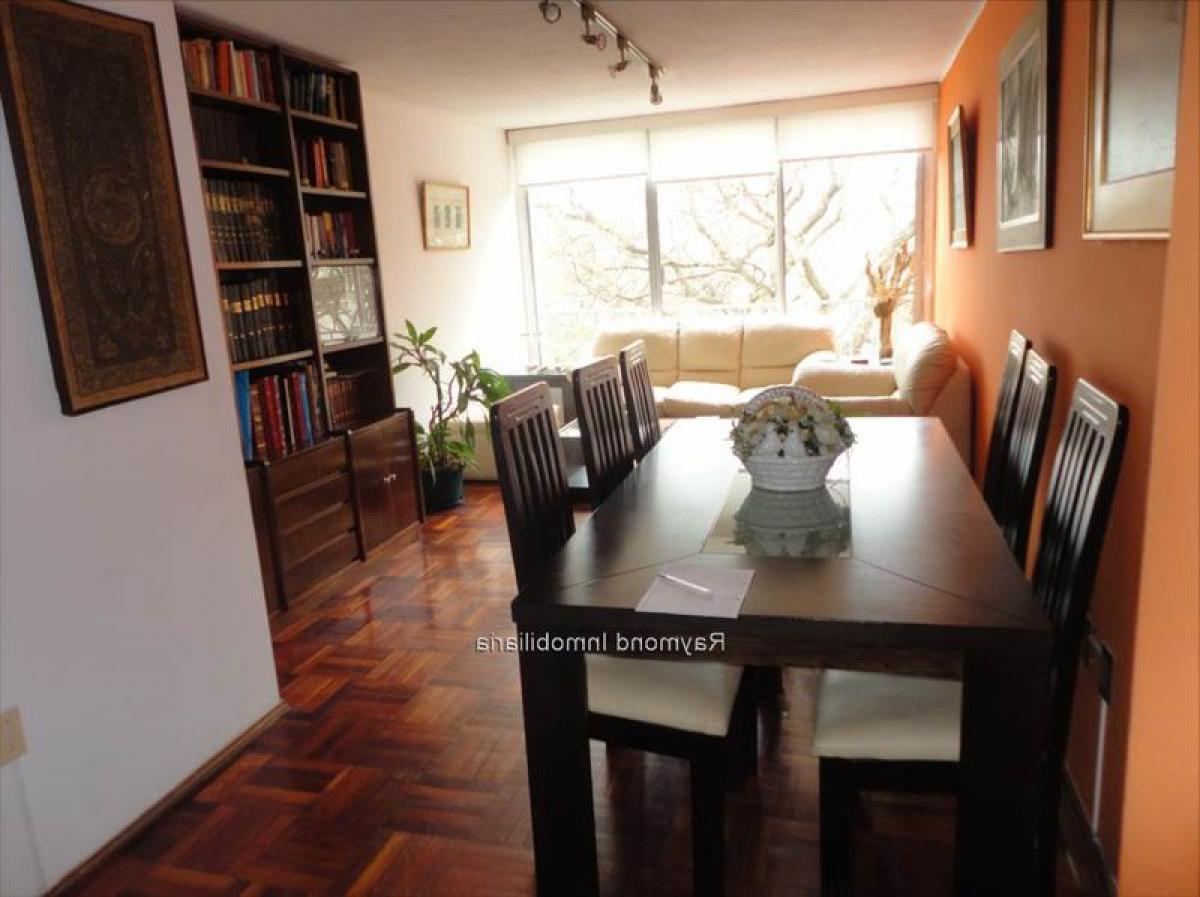 Apartamento de 3 dormitorios en Montevideo, Uruguay No. 11497