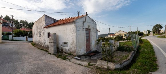 2 bedrooms House in Torres Vedras, Portugal No. 43024 2