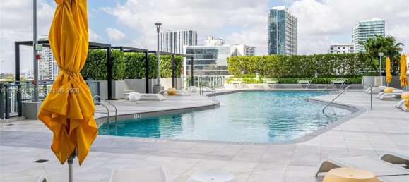 3 dormitorios propiedad comercial en alquiler en Miami, Miami-Dade, Florida, USA № 615208 28