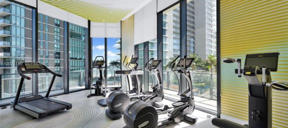 3 dormitorios propiedad comercial en alquiler en Miami, Miami-Dade, Florida, USA № 615208 14