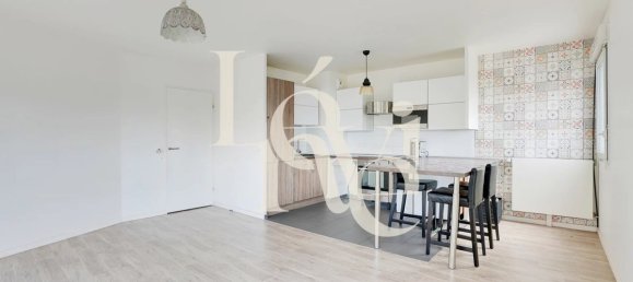 2 Schlafzimmer Wohnung in Ivry-sur-Seine, France, Nr. 294868 3