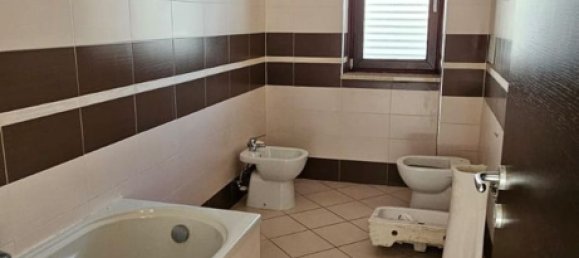 4 bedrooms Apartment in Atripalda, Italy No. 337110 12