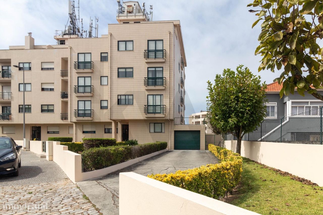 Apartamento de 3 dormitorios en Vila Nova de Gaia, Portugal No. 306502