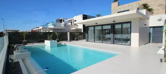 3 Schlafzimmer Villa in San Miguel de Salinas, Spain, Nr. 8681 4