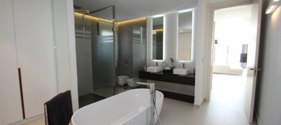 3 Schlafzimmer Villa in San Miguel de Salinas, Spain, Nr. 8681 3