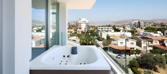 3 bedrooms Apartment in Germasogeia, Cyprus No. 3666 8