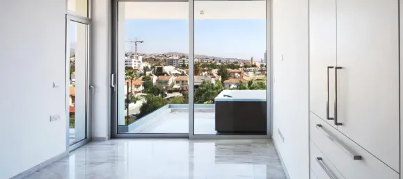 3 bedrooms Apartment in Germasogeia, Cyprus No. 3666 10