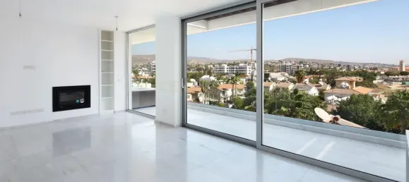 3 bedrooms Apartment in Germasogeia, Cyprus No. 3666 2