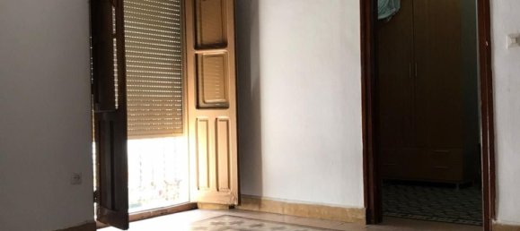 8 bedrooms Townhouse in Estepona, Spain No. 136675 2