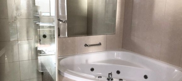 2 bedrooms Apartment in World Trade Center, UAE No. 6394 7