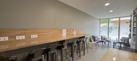 Apartamento de 2 habitaciónes en Romainville, France No. 292002 9