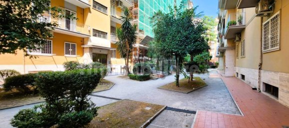 2 bedrooms Apartment in Rome, Italy No. 306046 41