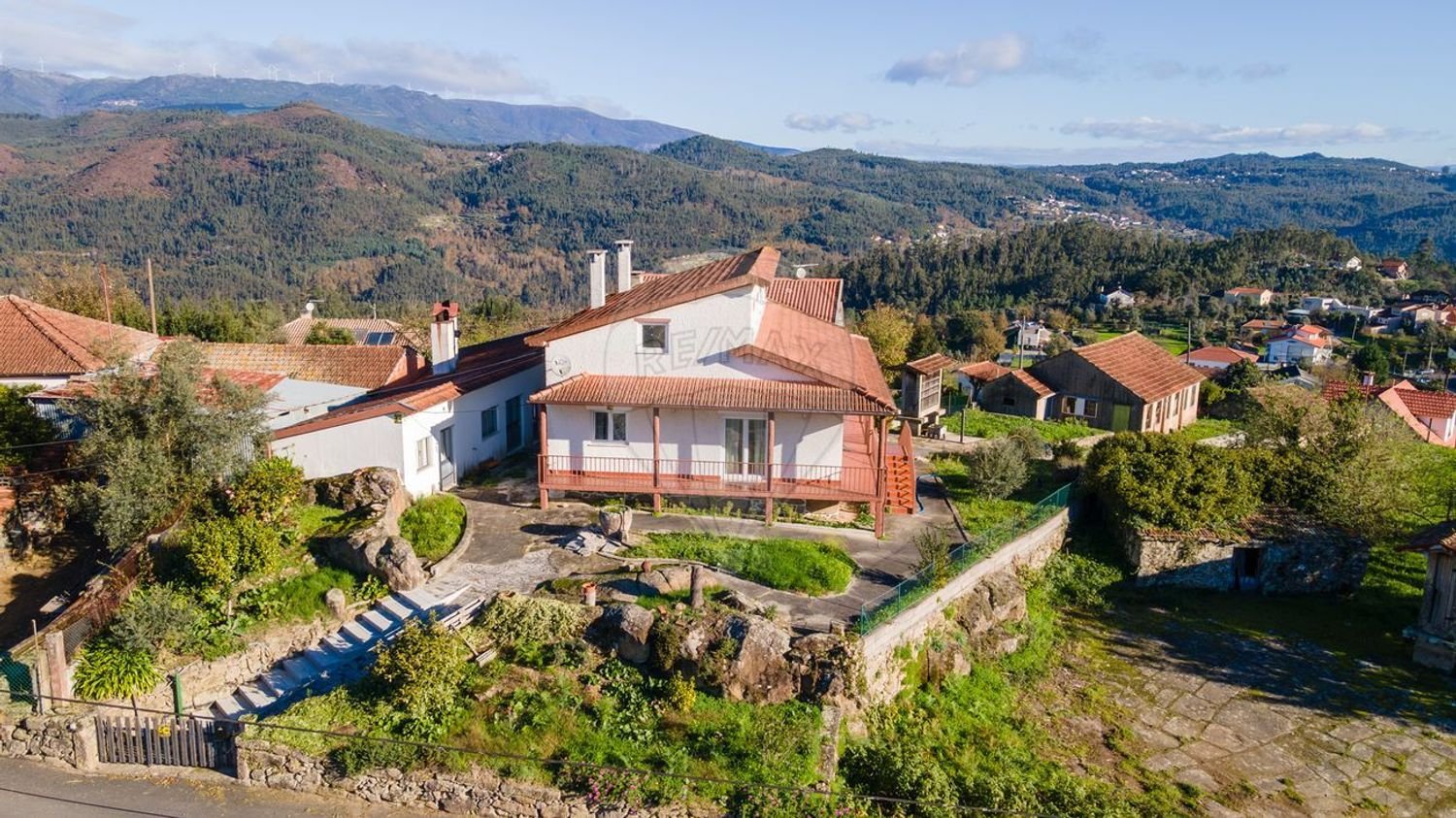 3 bedrooms House in Oliveira de Frades, Portugal No. 160615