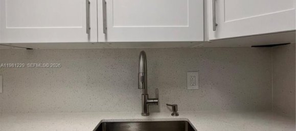 1 dormitorio propiedad comercial en alquiler en Miami, Miami-Dade, Florida, USA № 615355 7